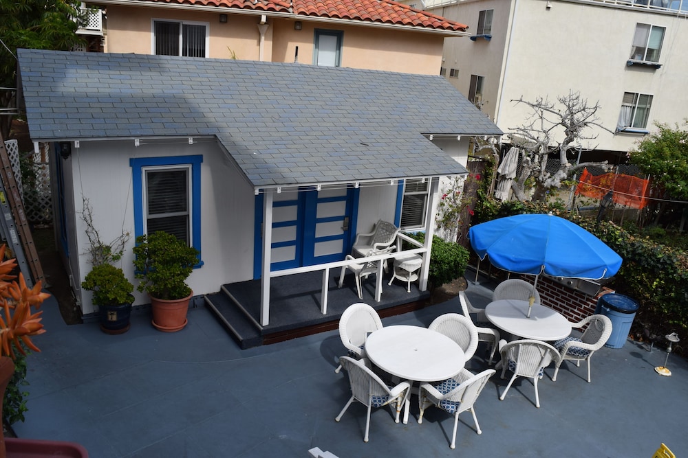 Studio 9 Hotel Catalina image