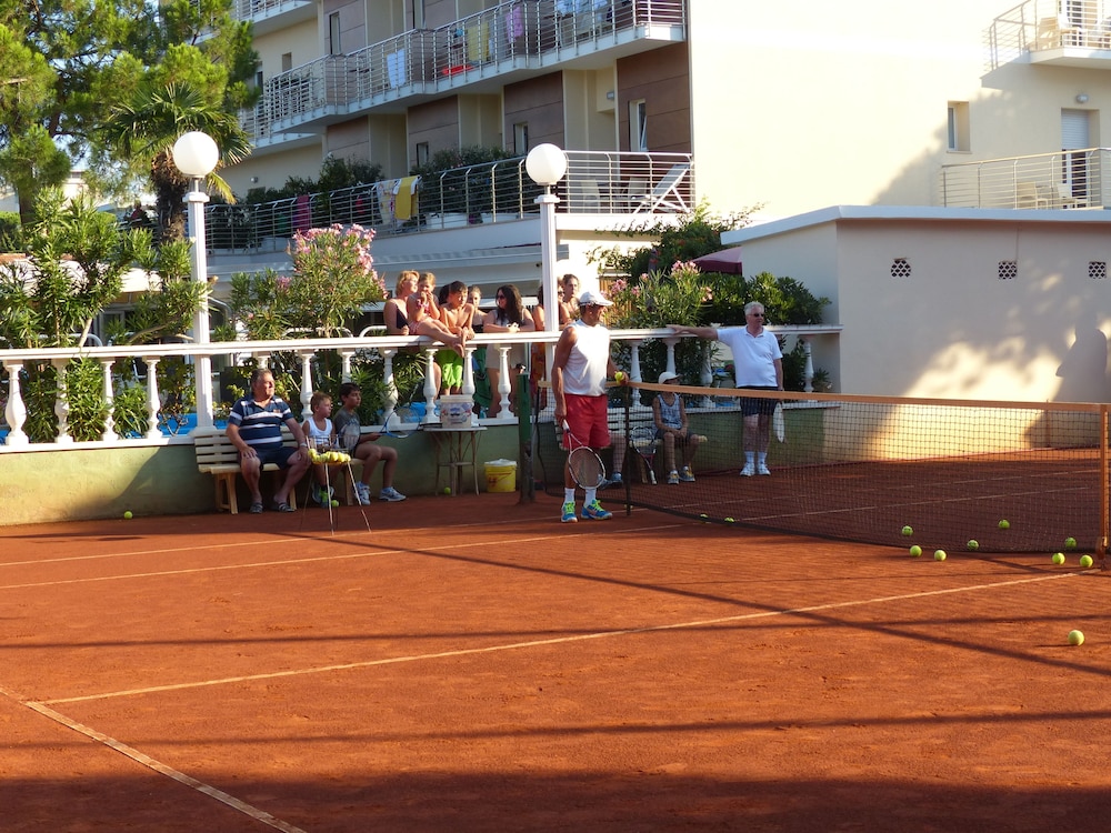 Franca Hotel 39/50