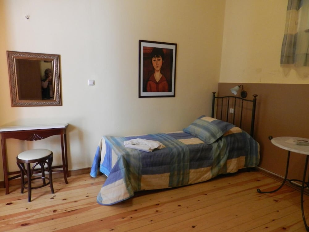 En Ermoupoli 20/50