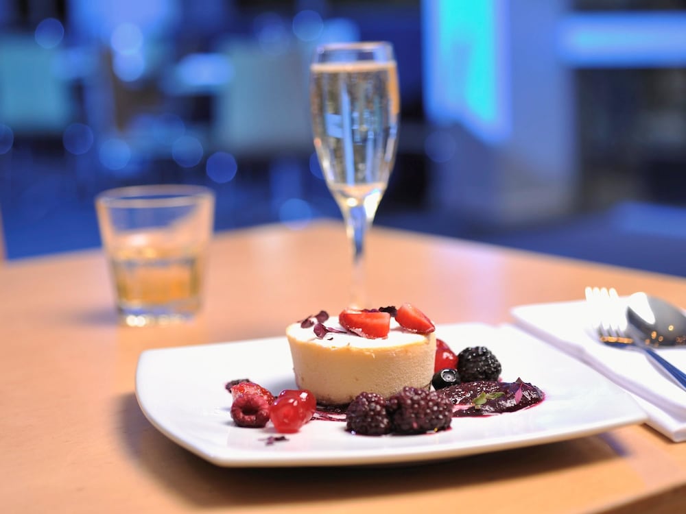 Mercure North Melbourne 33/63