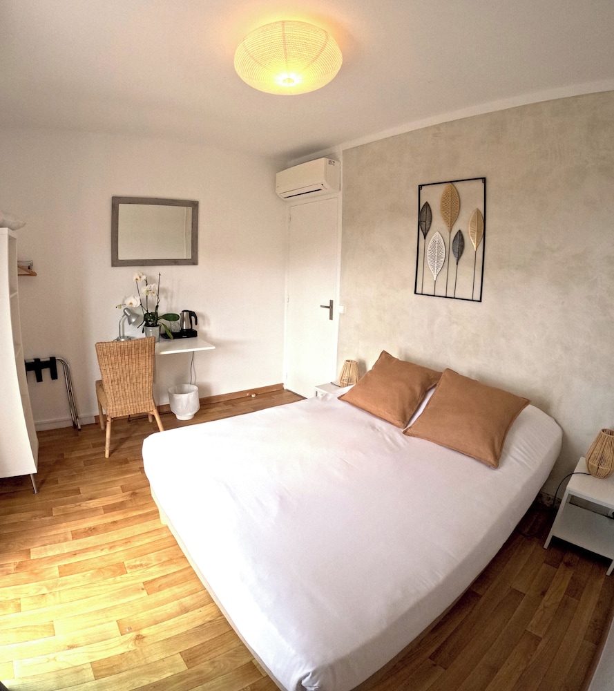 Azur Hotel 20/63