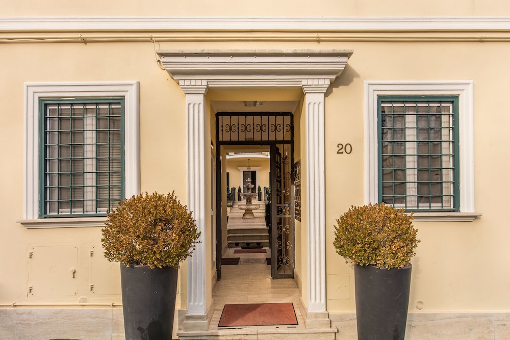 Aurelia Vatican Apartments 48/66