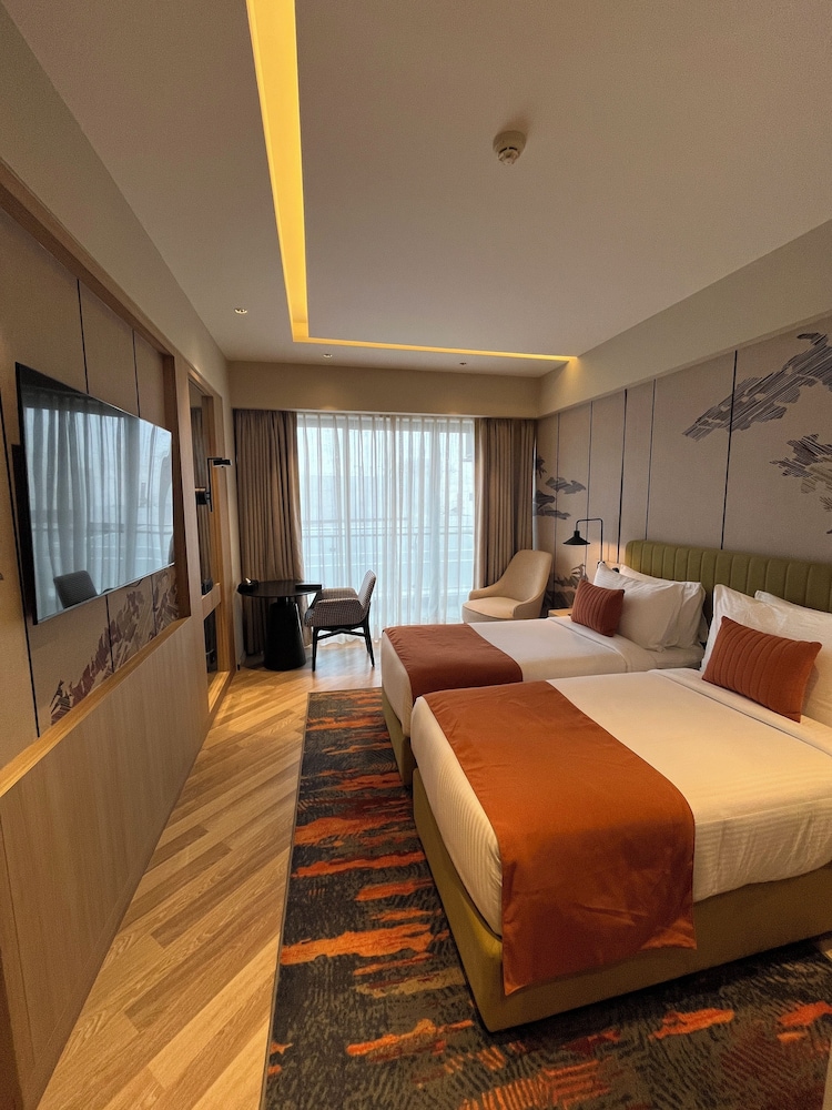 Ramada Encore by Wyndham Gurugram Dwarka Expressway 26/60