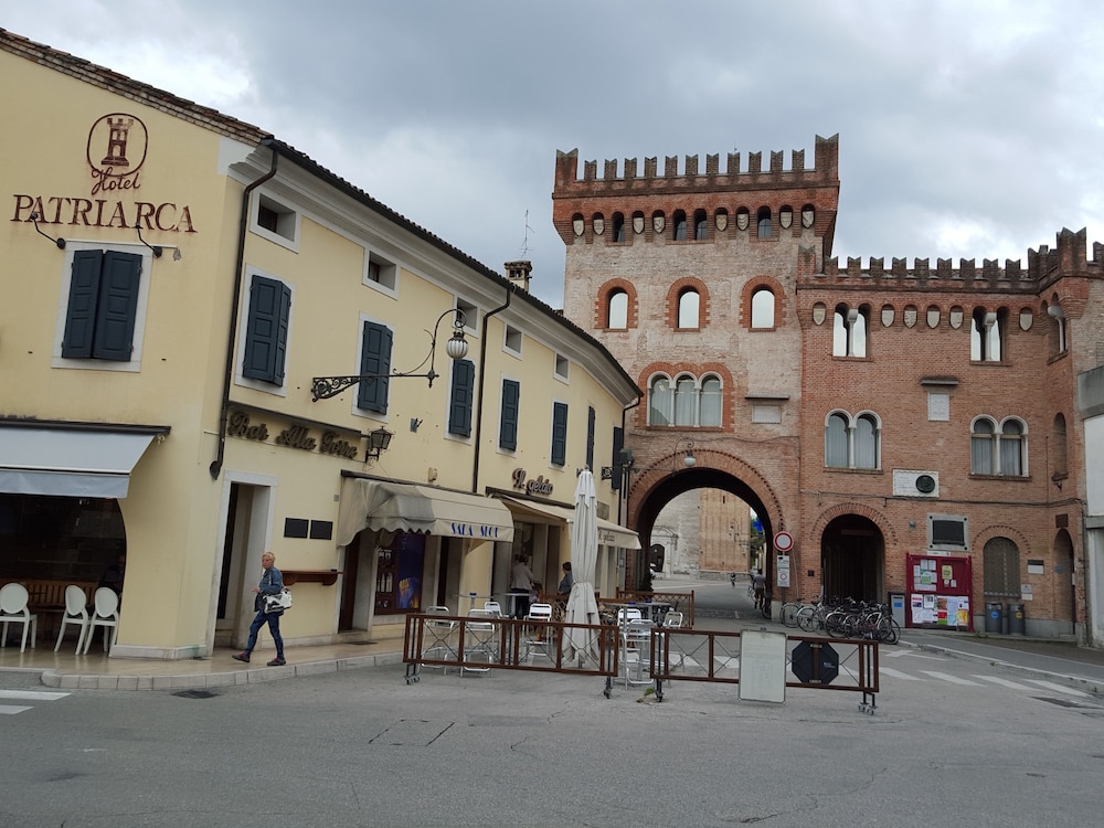 Hotel Patriarca 63/68