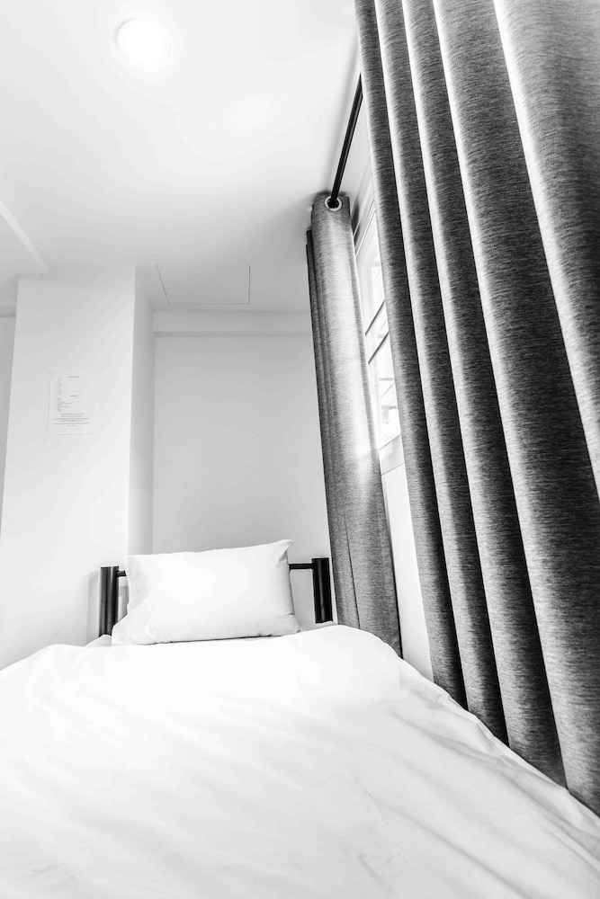 Don Muang Hotel 15/62