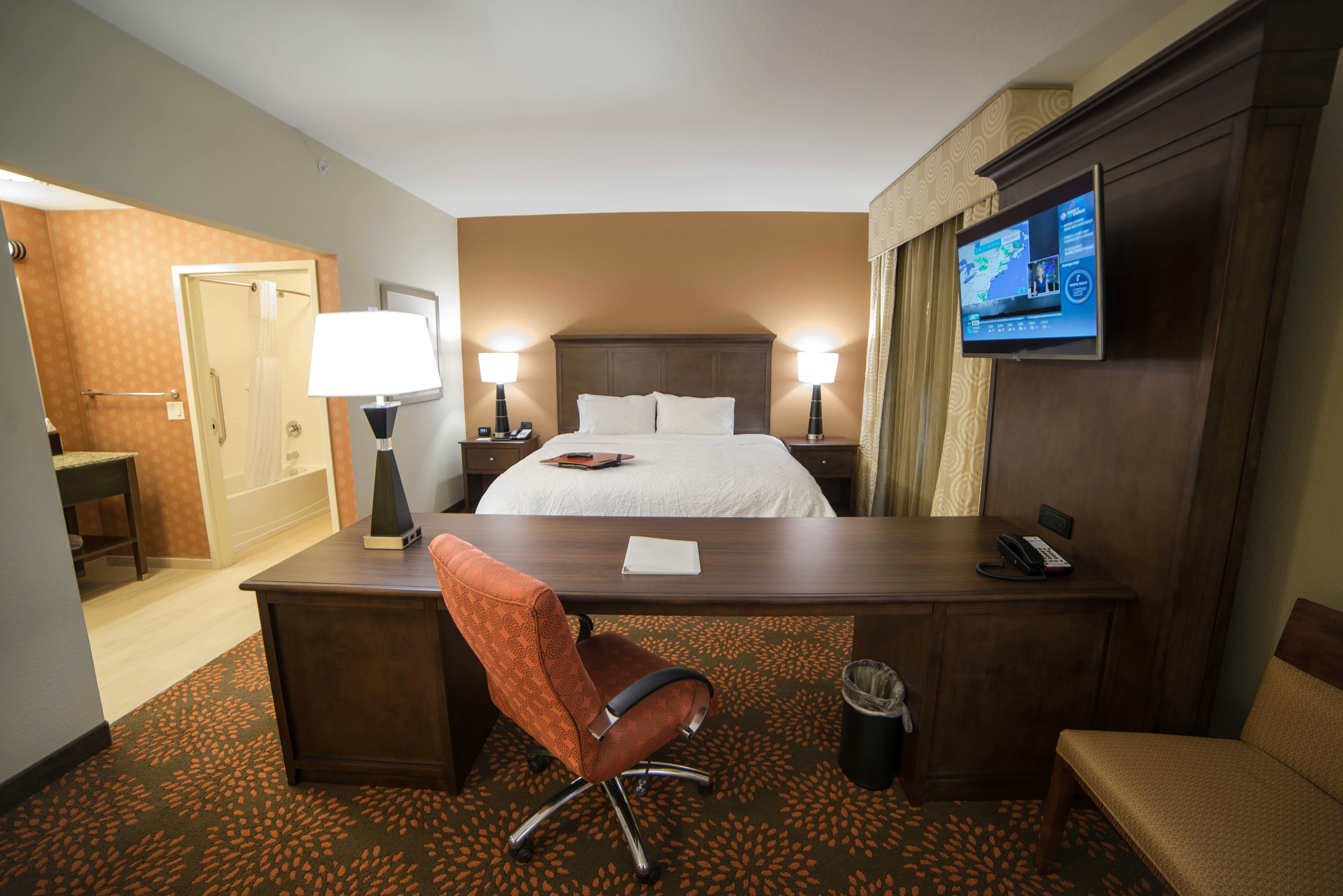 Hampton Inn & Suites Hartsville 29/76