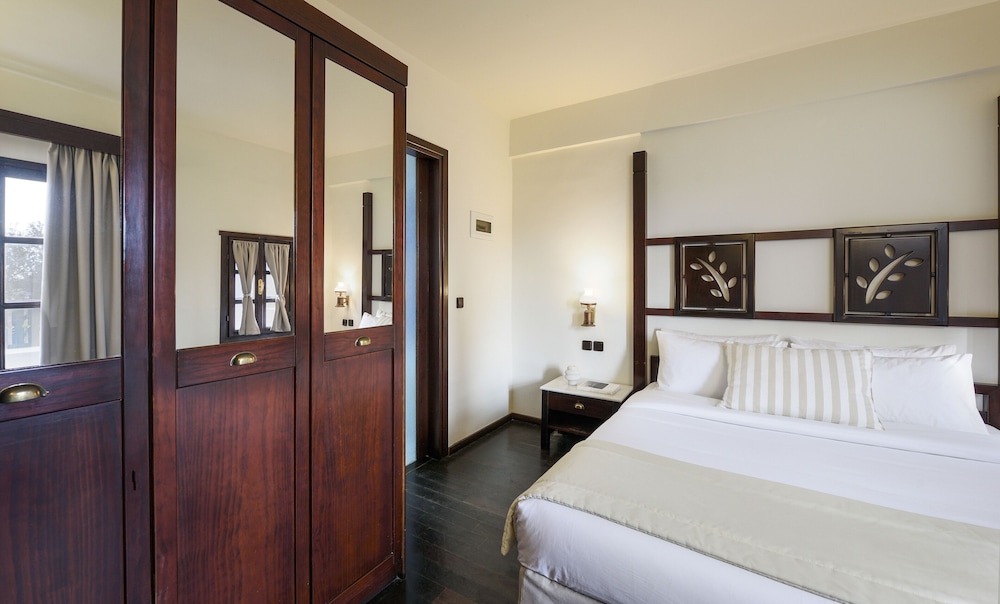 1 BEDROOM, JUNIOR SUITE