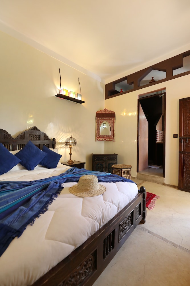 Riad Sidi Mimoune 21/76