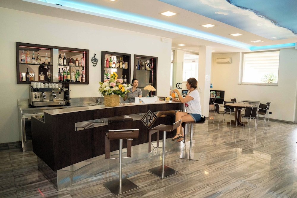 Hotel Roma 41/58