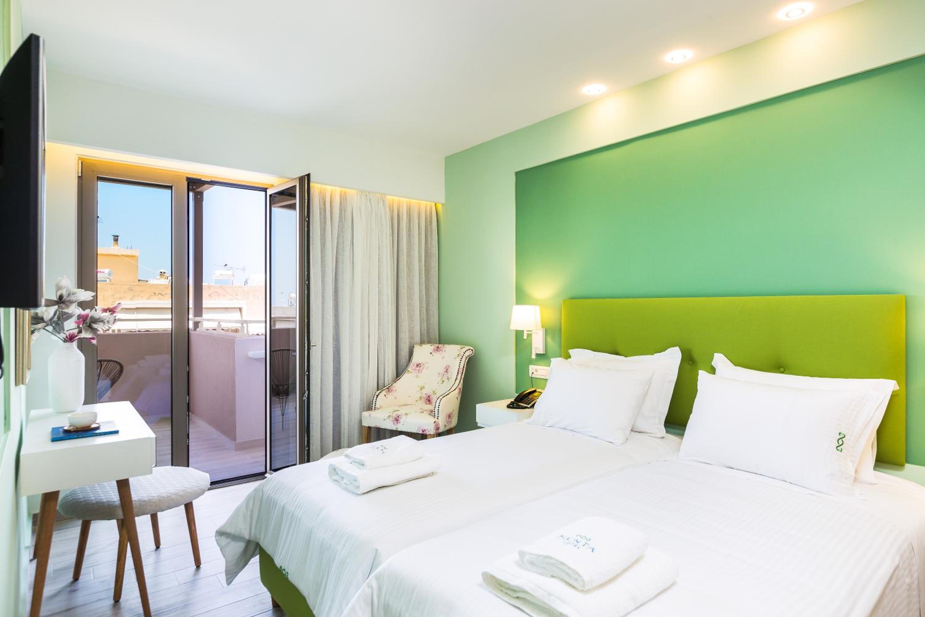 Deluxe, Suite, Hot Tub