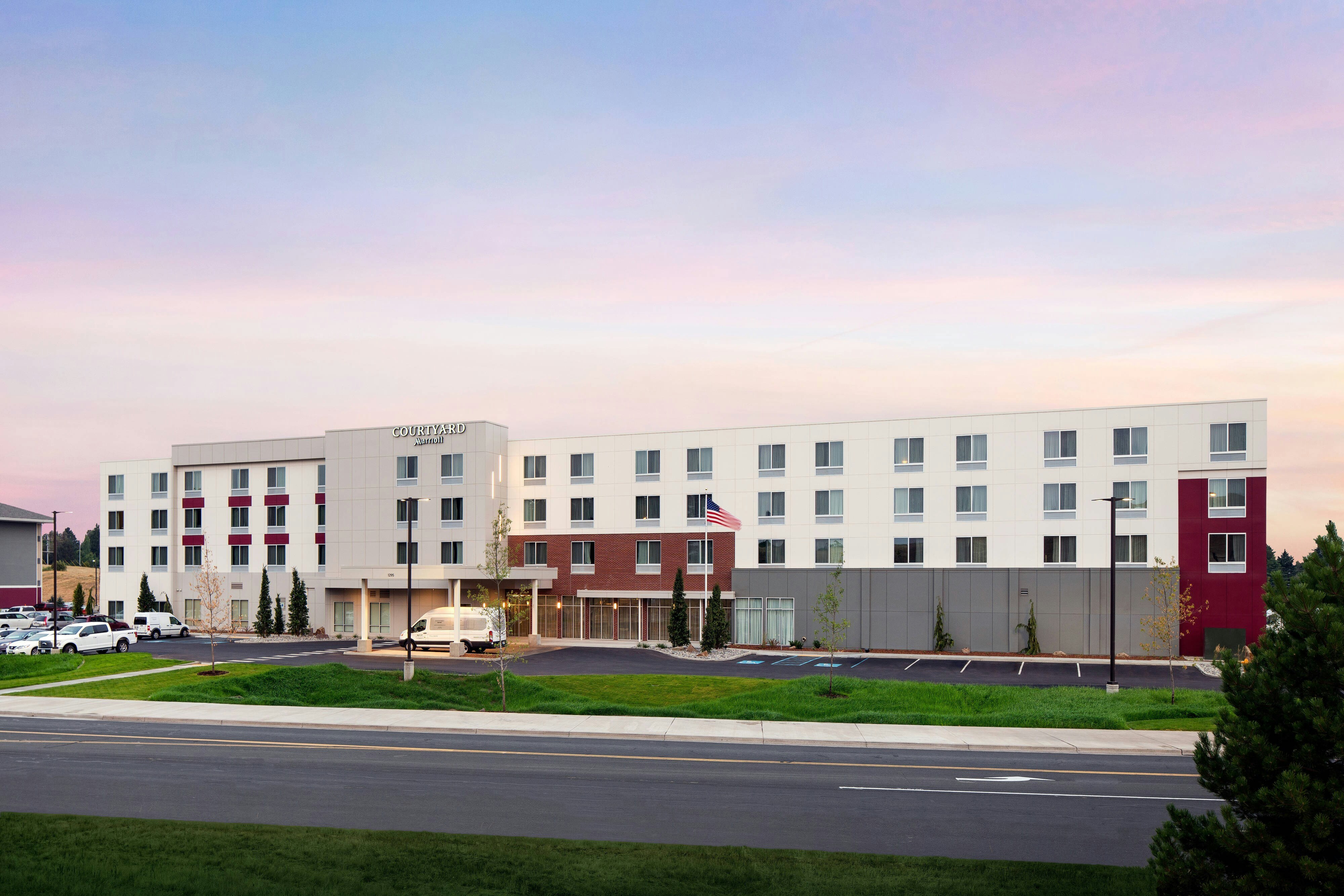 Courtyard Pullman 2/62