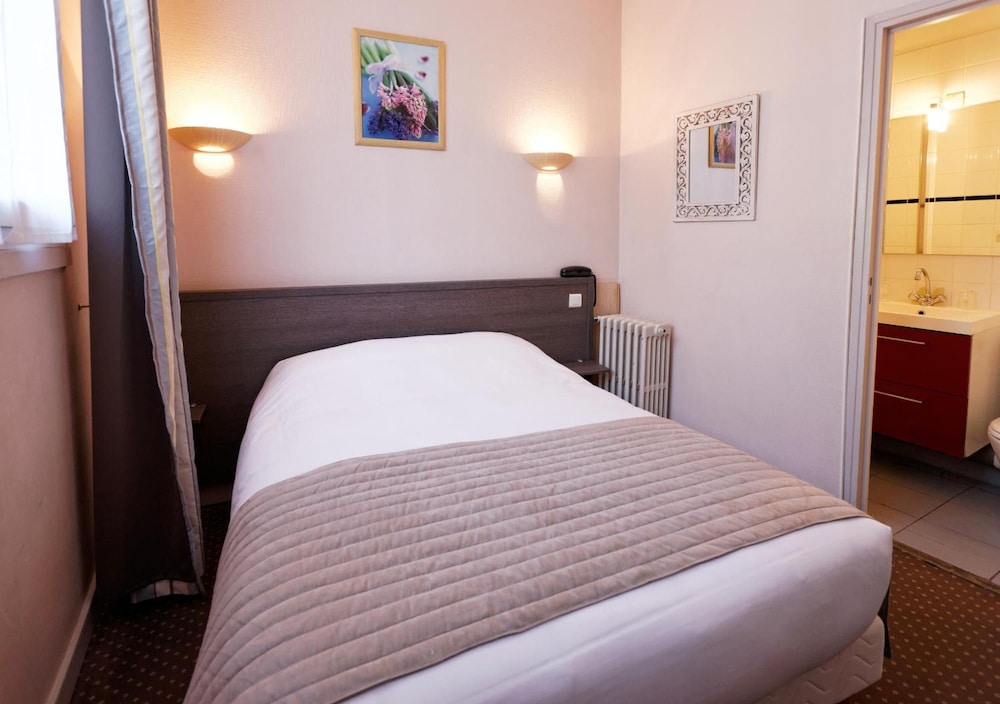 CITOTEL BEAUSEJOUR 12/66