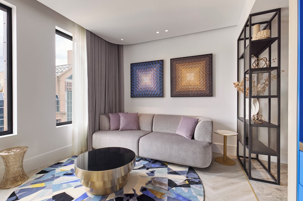 Hotel Indigo Melbourne Little Collins by IHG 30/48
