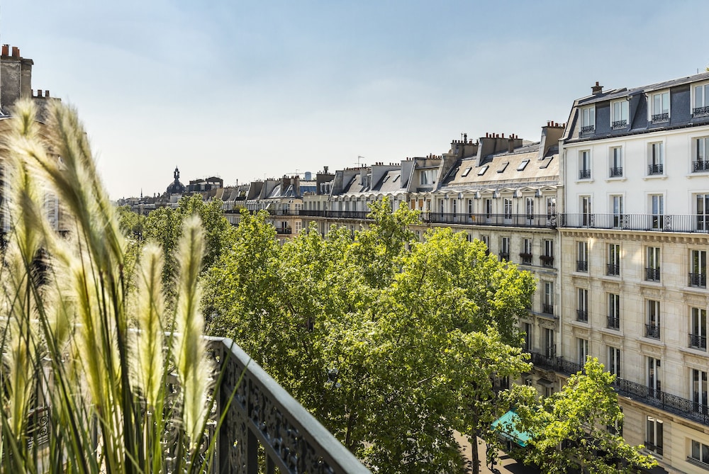 Marais Grands Boulevards Hotel 52/55