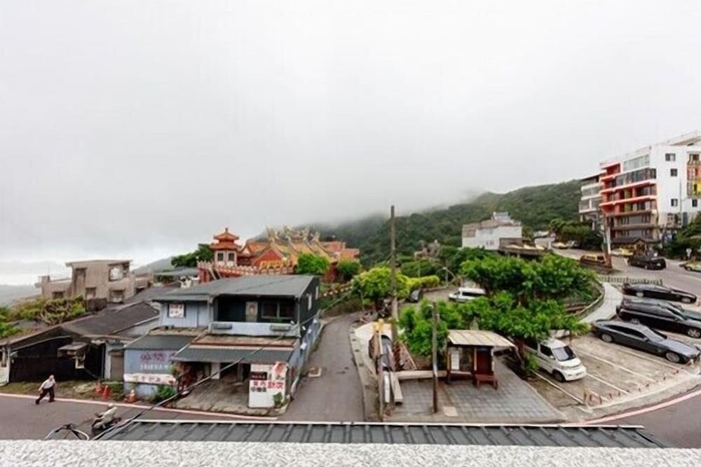 Light Dew Bed And Breakfast 24/27