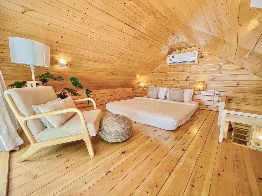 Tonsak Resort 37/57