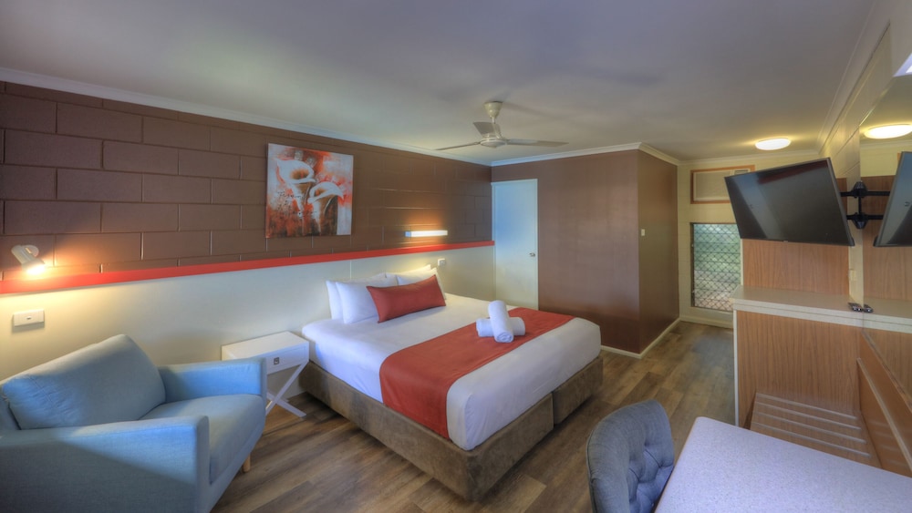 EXECUTIVE, KING BED