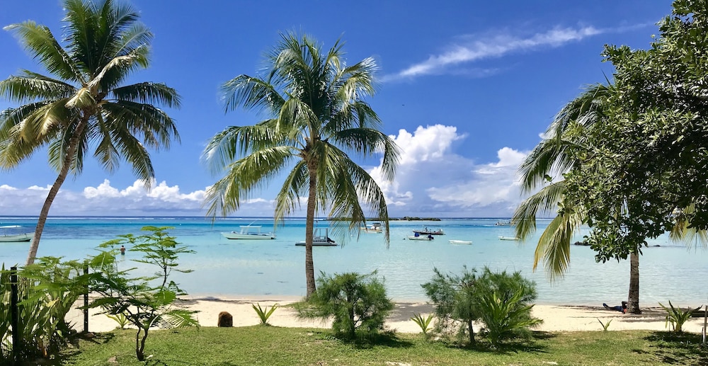Moorea Sunset Beach 35/50