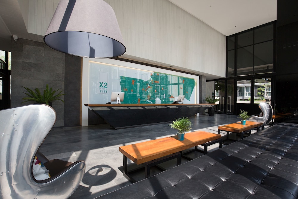 Cross Vibe Bangkok Sukhumvit 45/71
