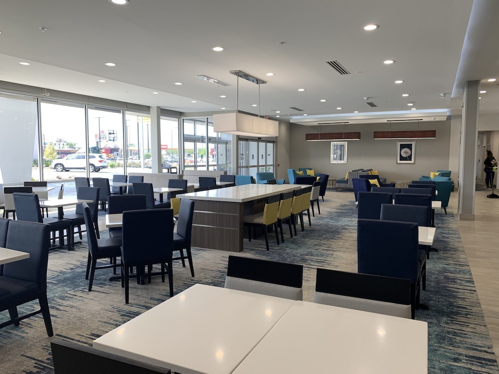 La Quinta Inn & Suites By Wyndham Tifton 17/26
