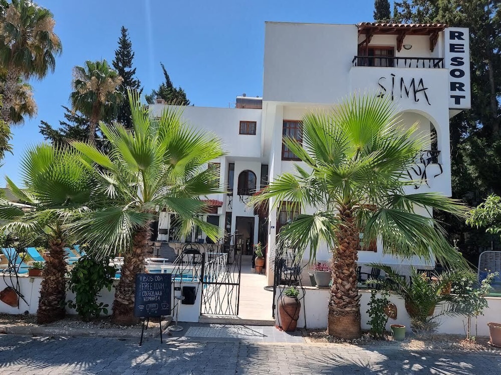 Sima Hotel 30/34