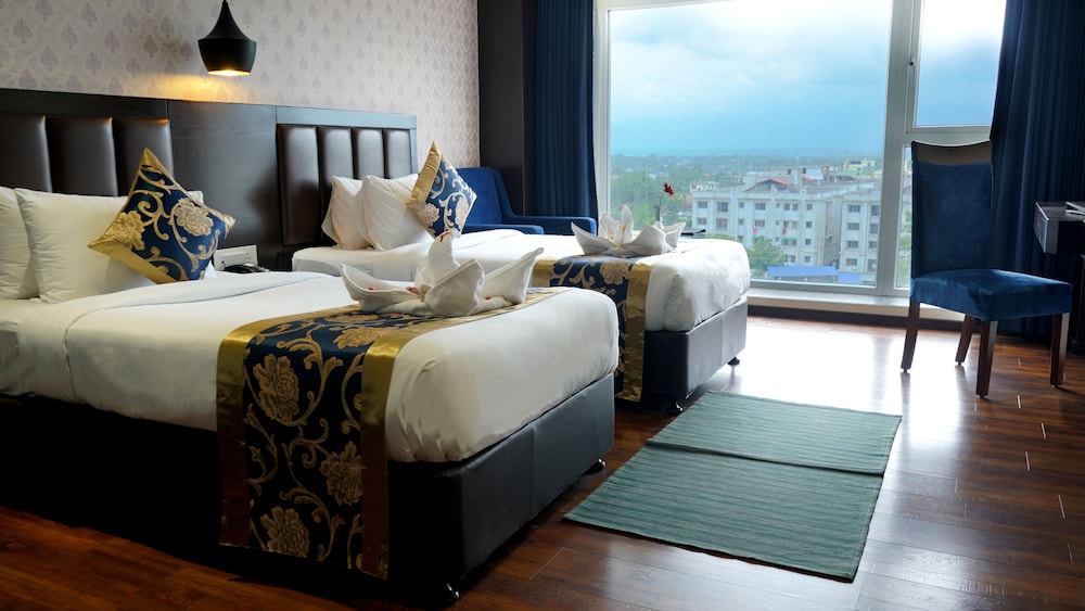 Hotel Saffron Crest 17/40