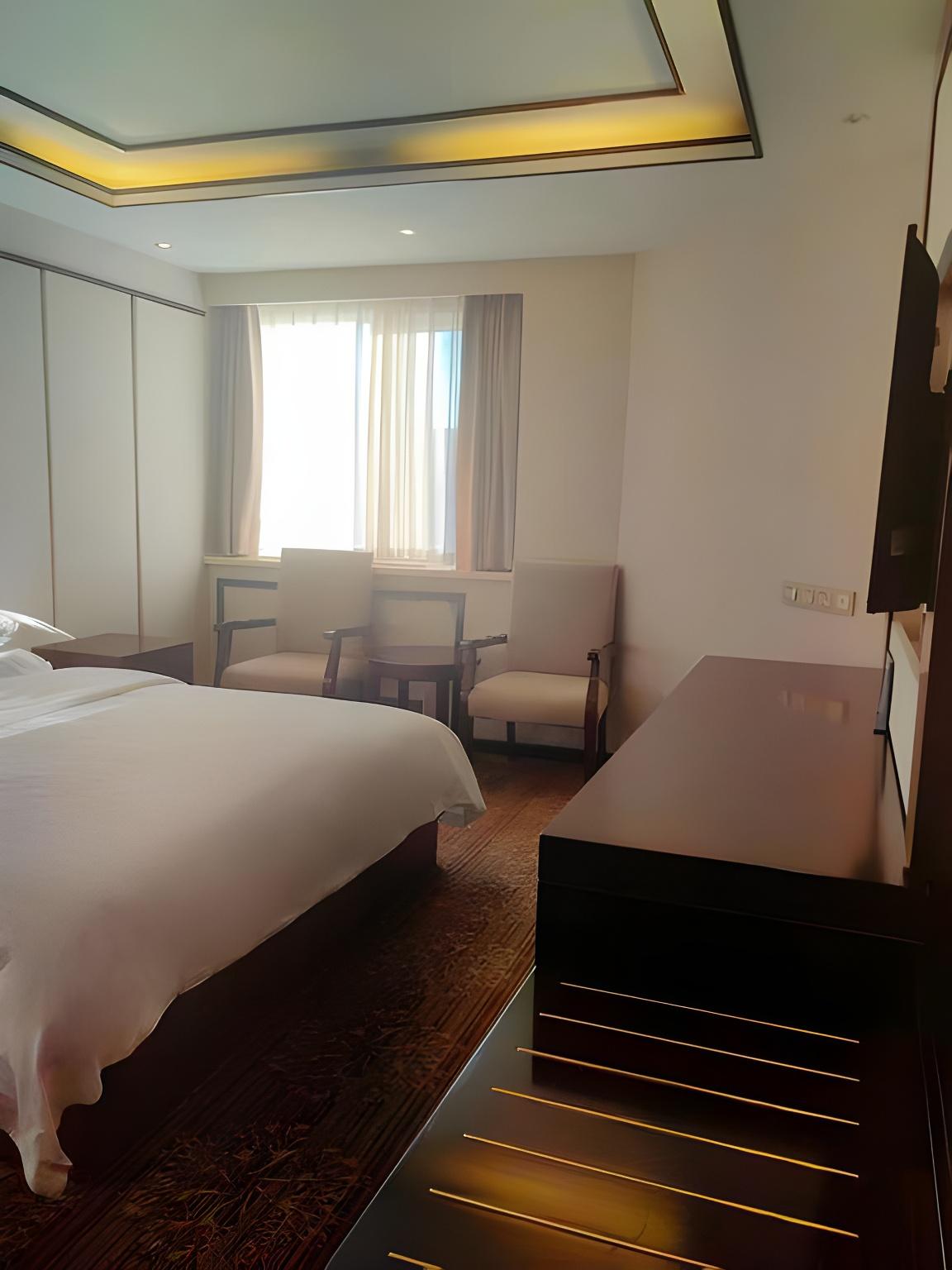 Comfortable, Water, Single, Double Bed
