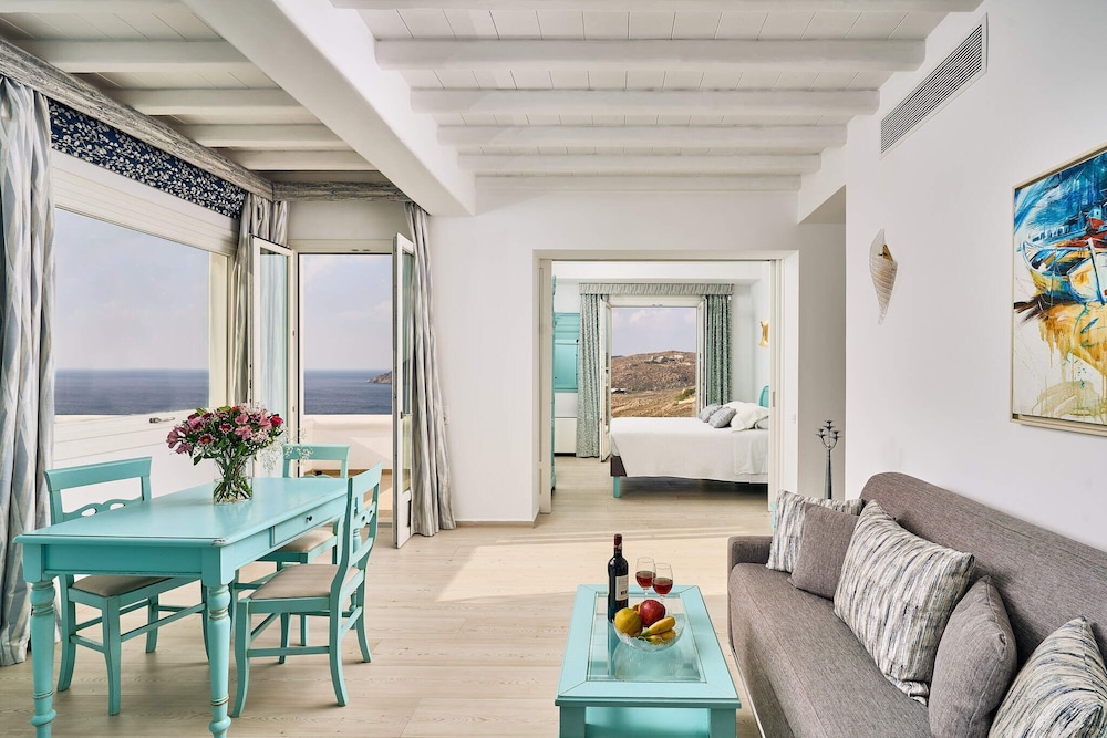 Arte & Mare Elia Mykonos Luxury Suites & Spa 24/50