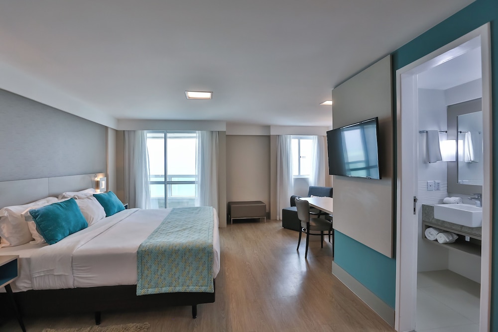 Superior Queen Suite NonSmoking