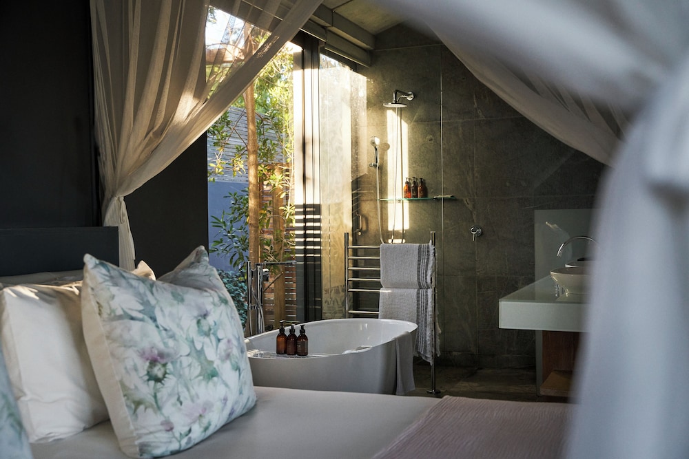 فيلا شهر العسل بسرير كينج، Spanish Farm Guest Lodge 9/9