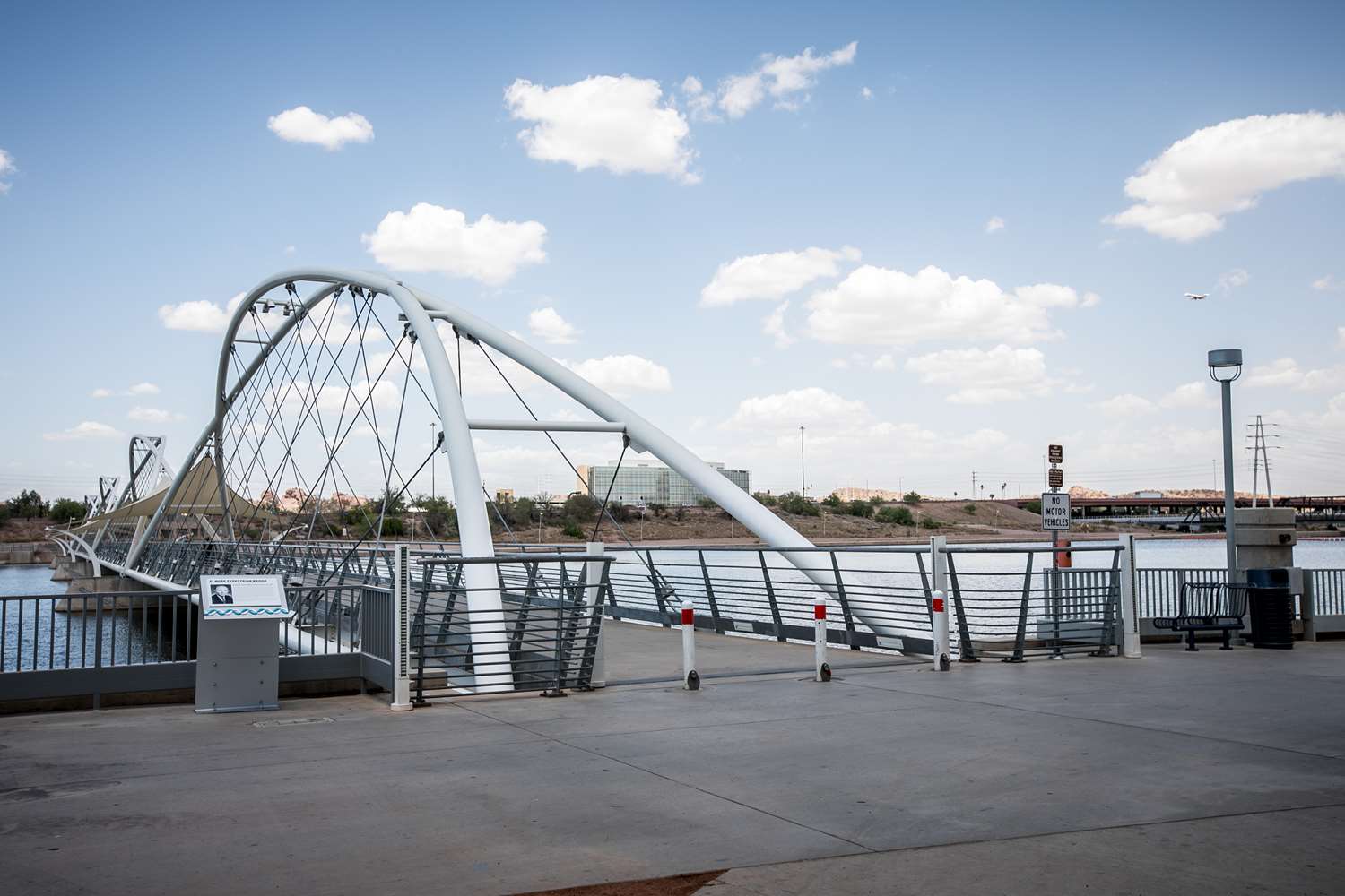 Holiday Inn Express & Suites Phoenix-Tempe 20/22