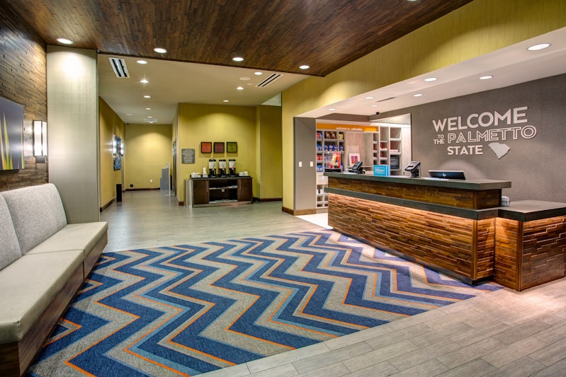 Lobby at HAMPTON INN AND SUITES COLUMBIA SOUTHEAST FT JACKSON, COLUMBIA - SC