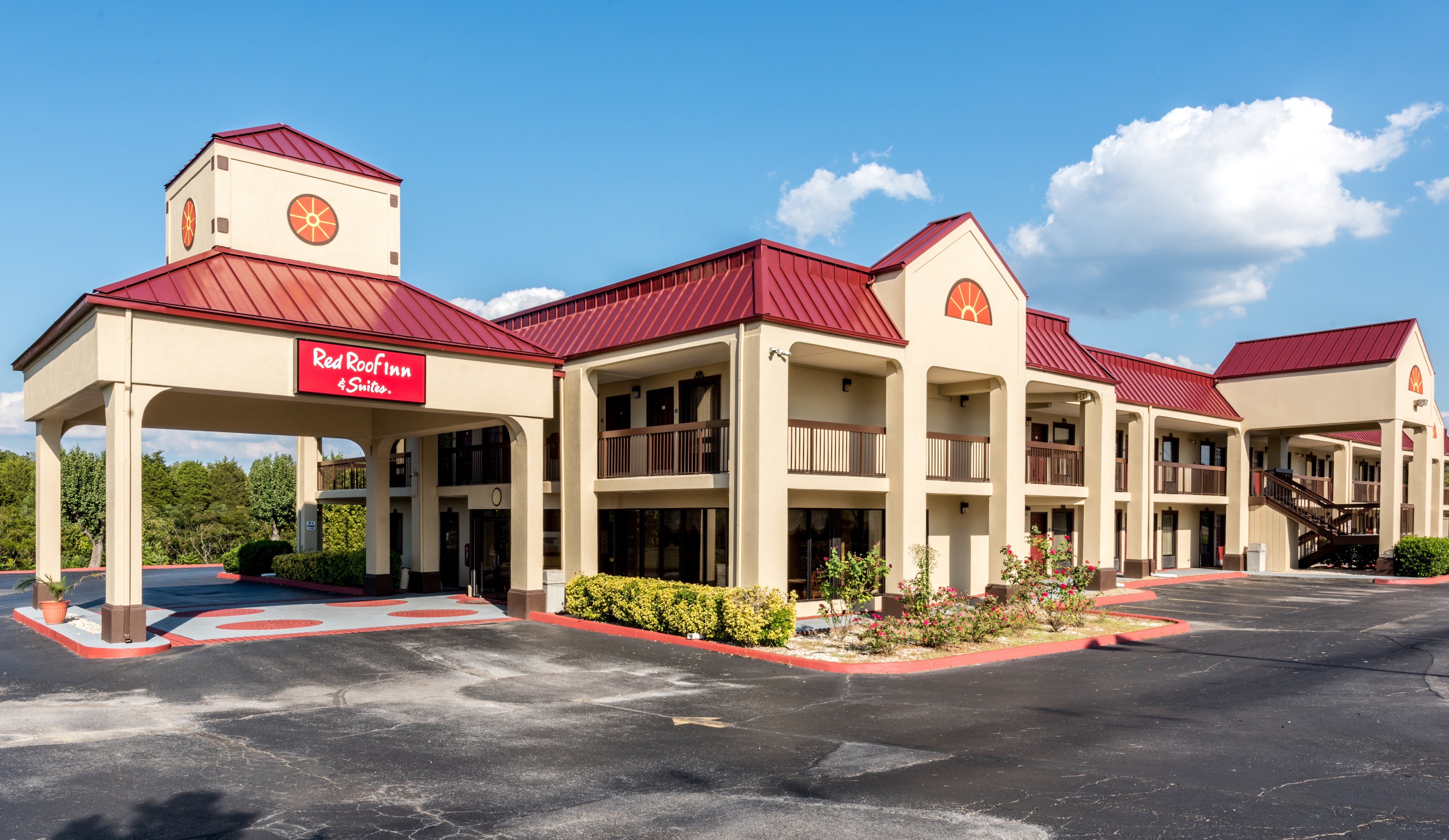 Red Roof Inn & Suites Clinton 14/41