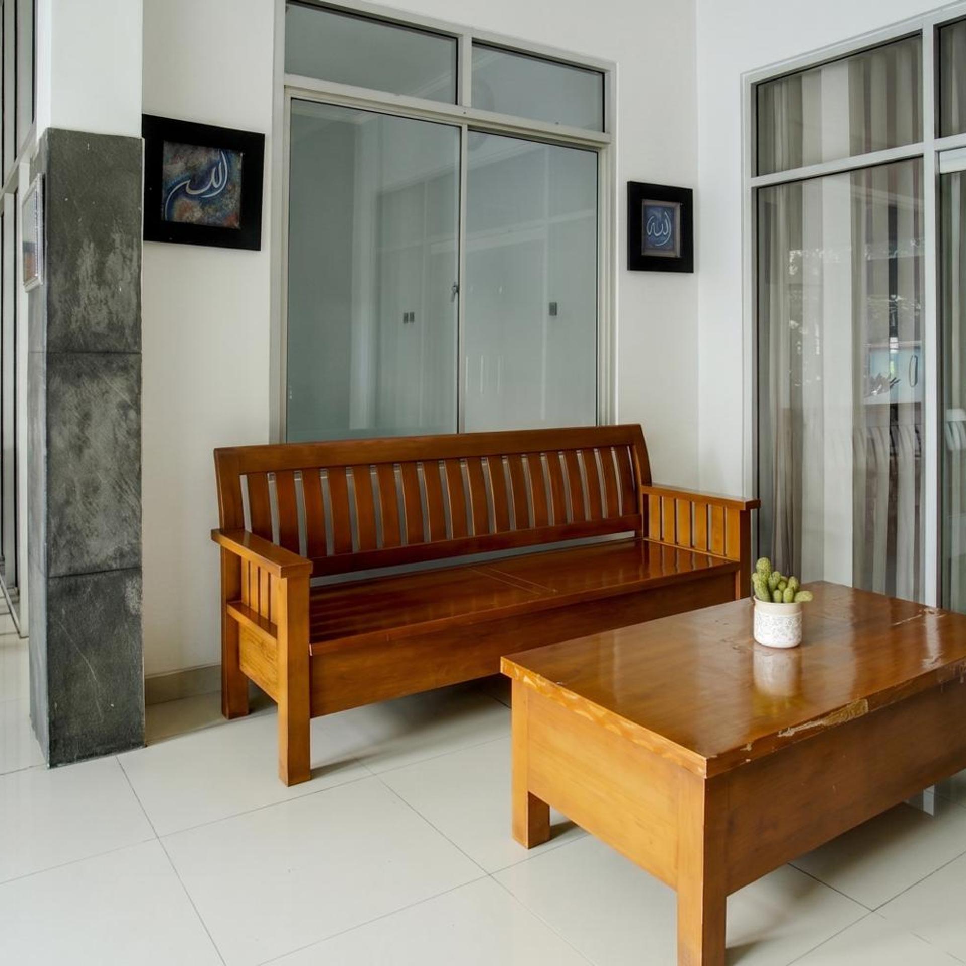 Hotel O near Palembang Square Mall formerly Wisma Faeyza Syakira Syariah 44/54
