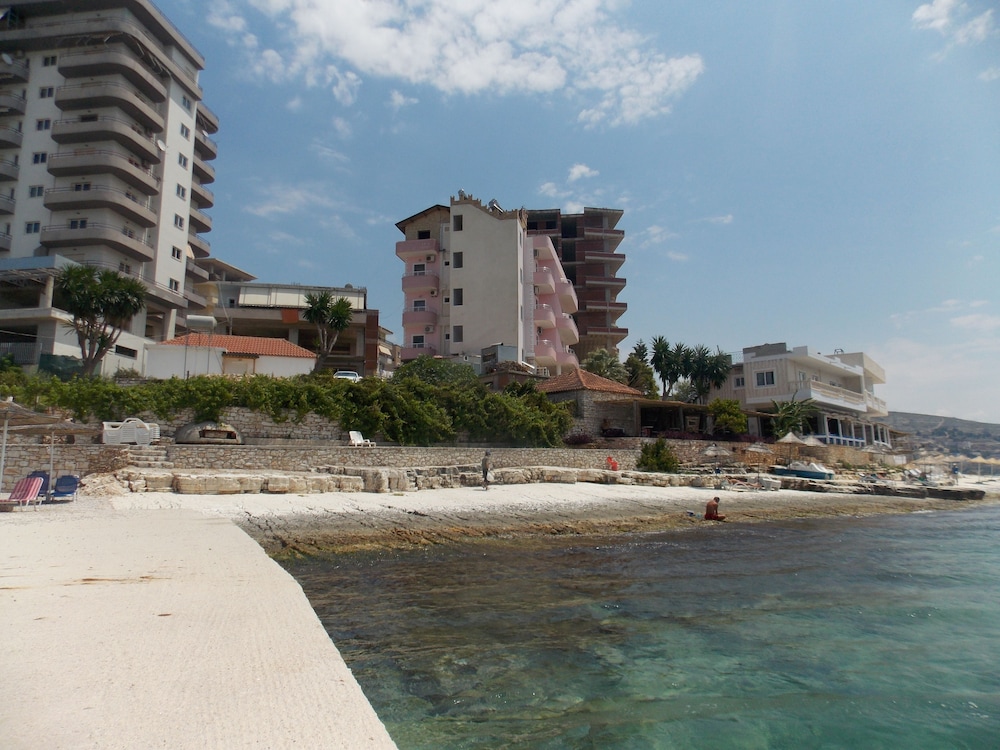 Hotel Piccollino 66/78