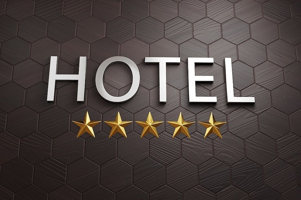 Gung Tourist Hotel 5/52