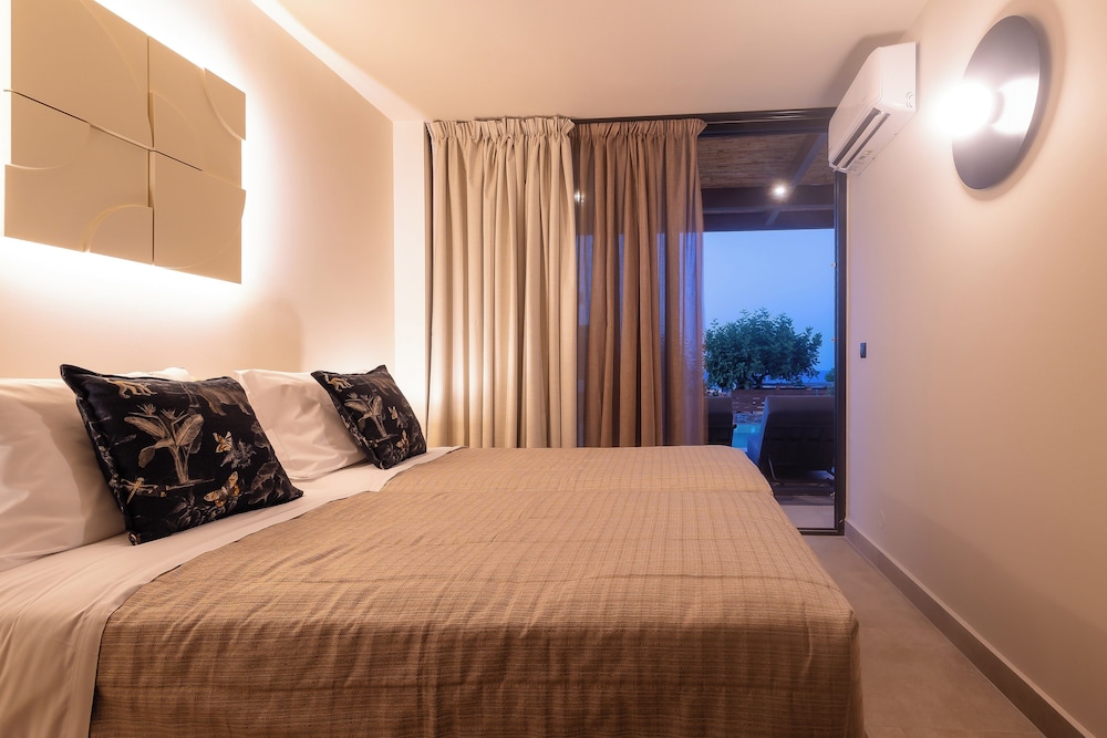 2 Bedrooms, Luxury, Villa, Twin Beds, Queen Bed, Sea View, Sofa, Private Pool