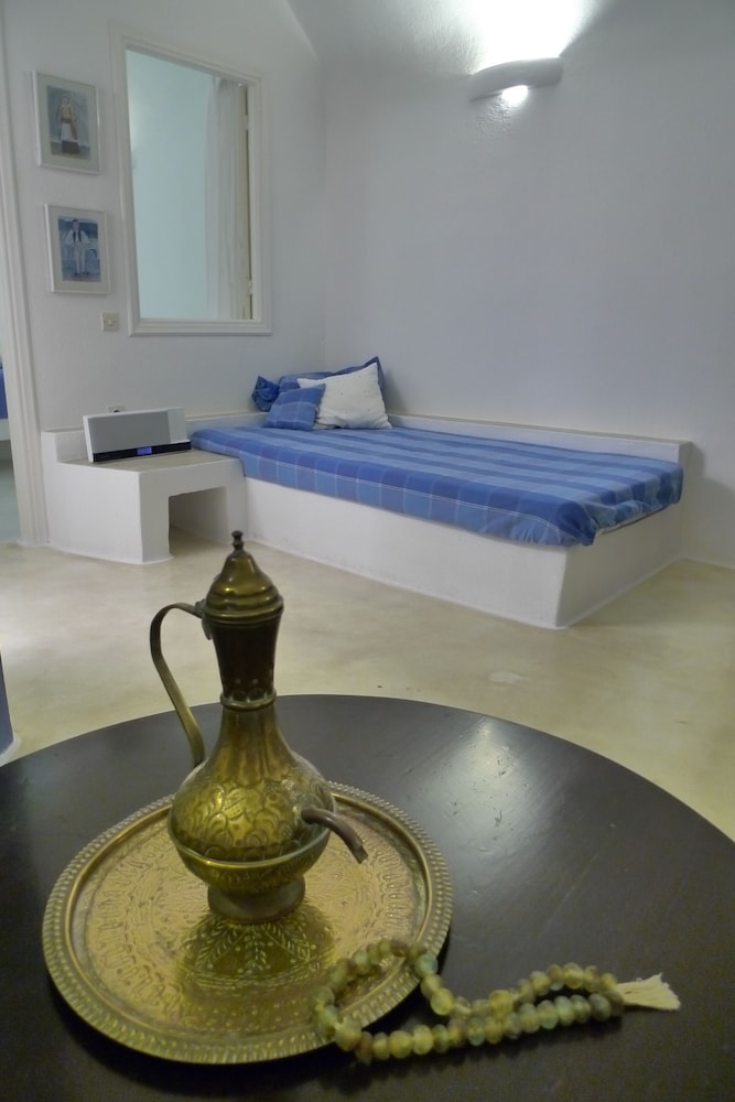Altana Heritage Suites 13/14
