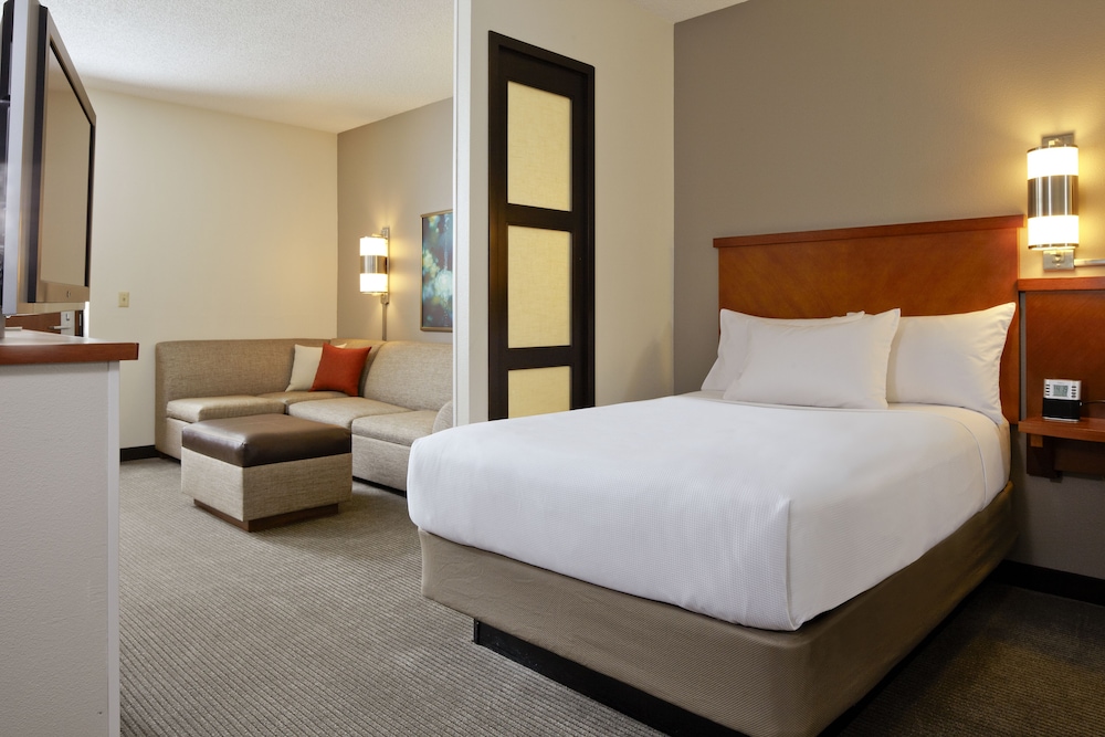 Room at Hyatt Place Saratoga Malta, Ballston Spa - NY