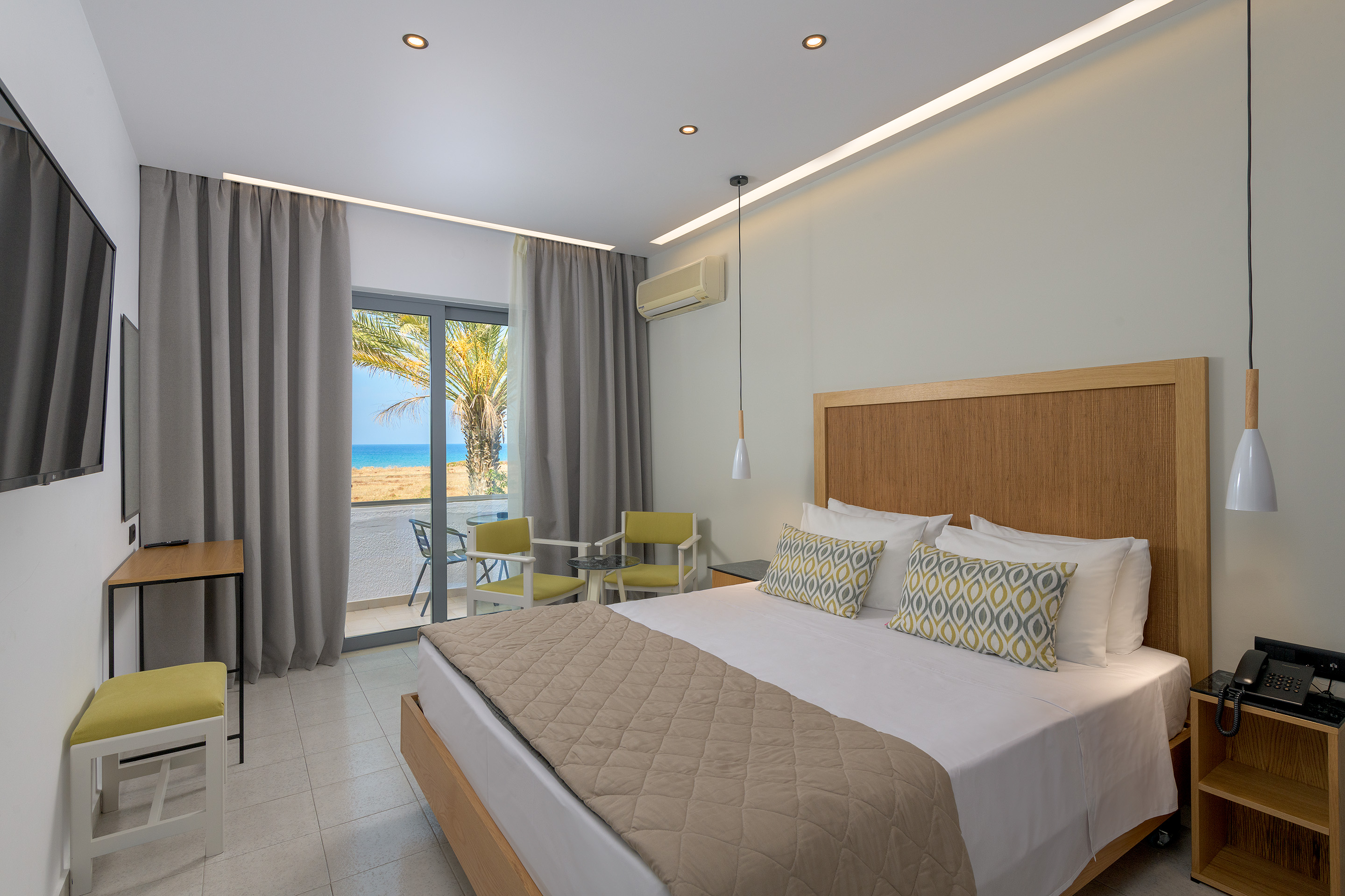 Nirvana Beach Hotel 15/62