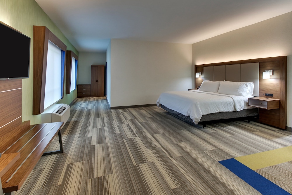 Holiday Inn Express Suites Ithaca 31/69
