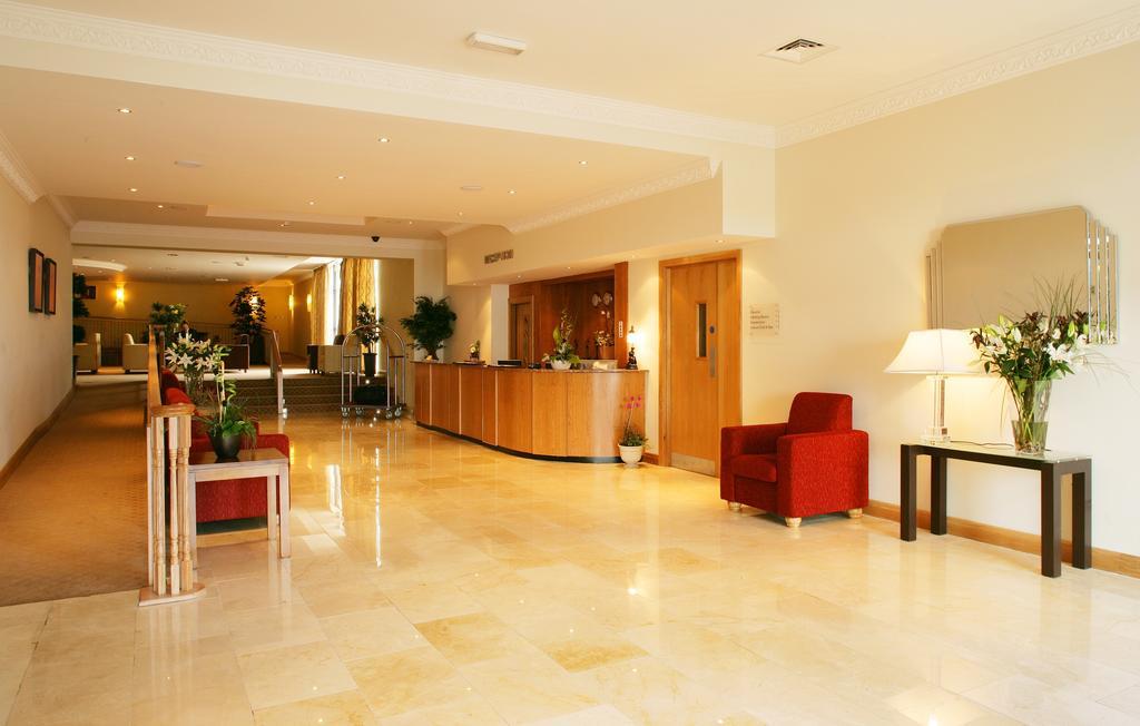 BROADHAVEN BAY HOTEL 2/25