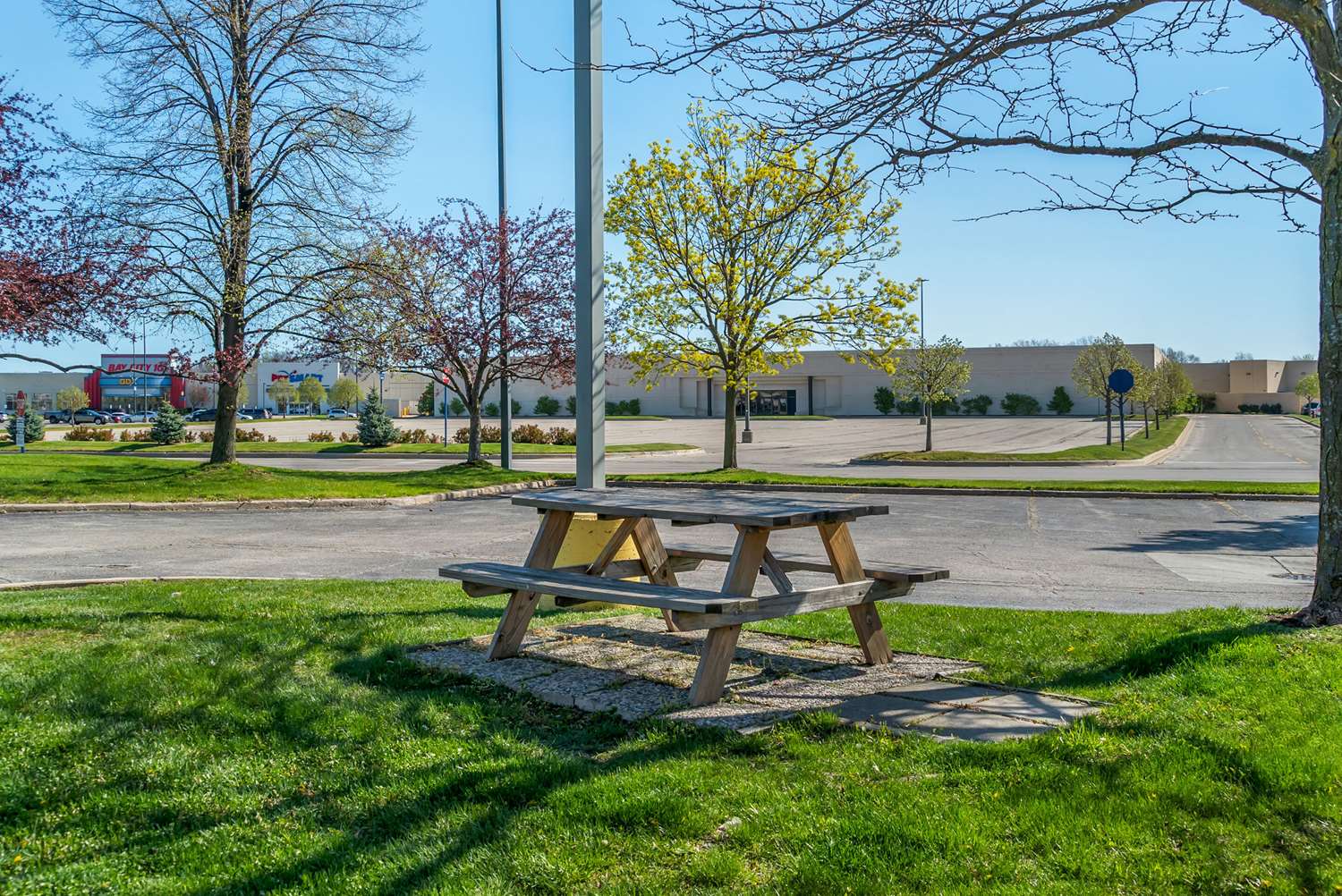 Quality Inn and Suites Bay City 34/34
