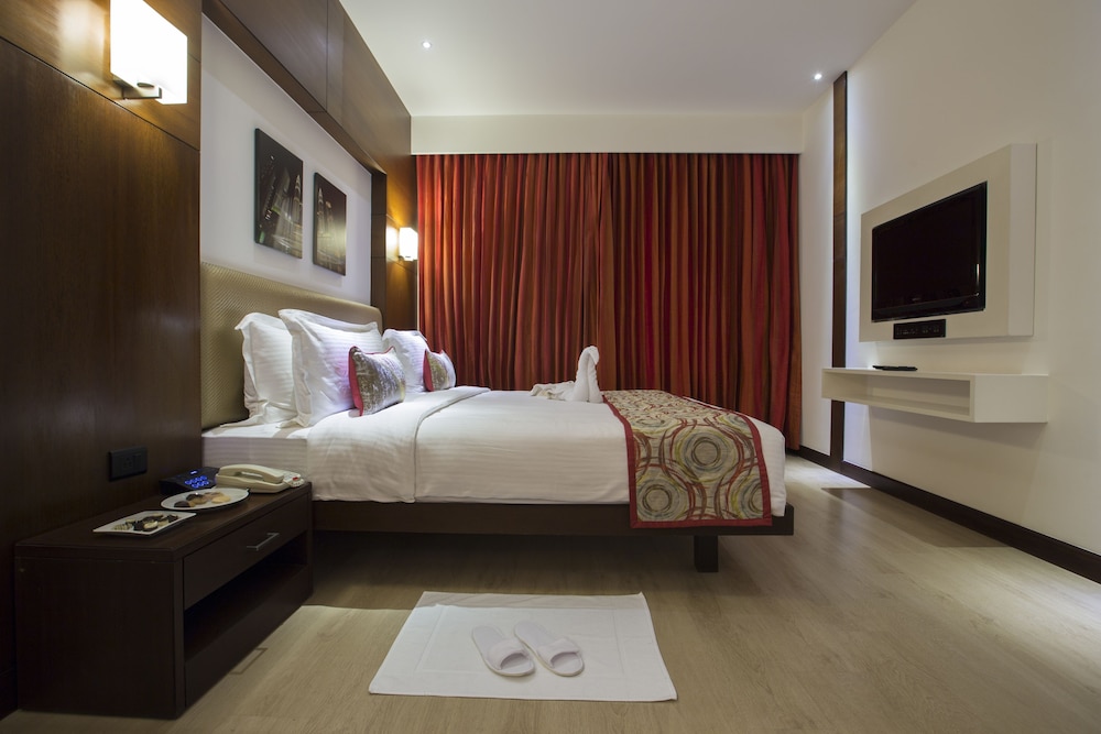 Hash Six Hotels 24/65