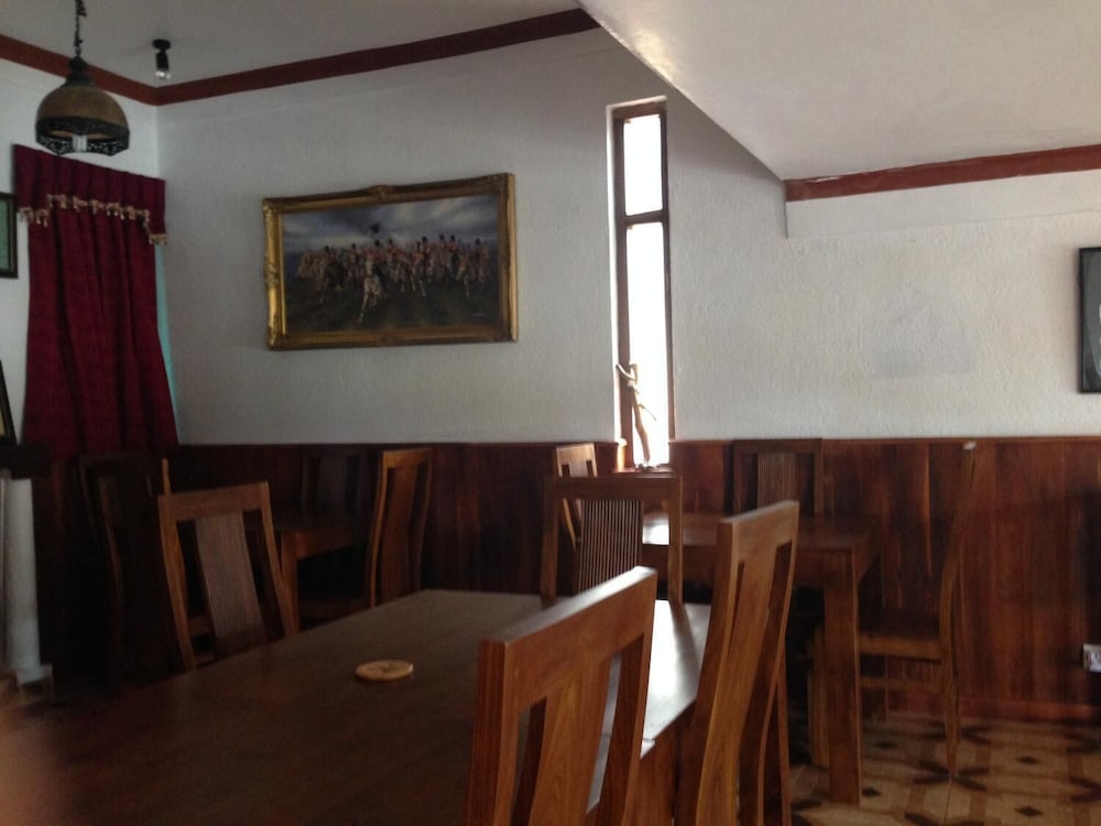 Richmond Inn 48/53