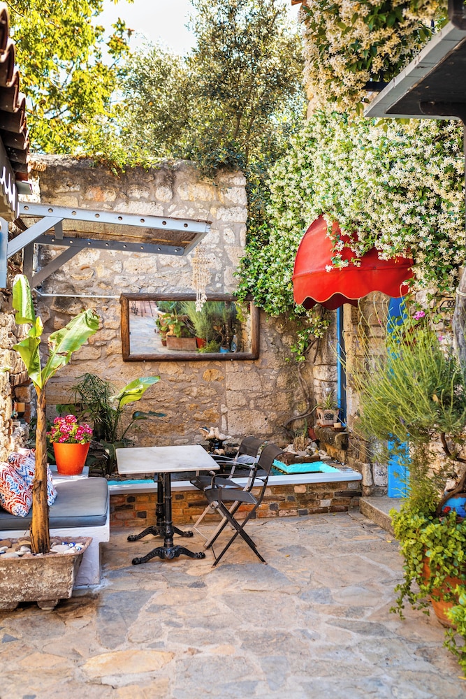 Alacati Eski Ev Hotel 25/38