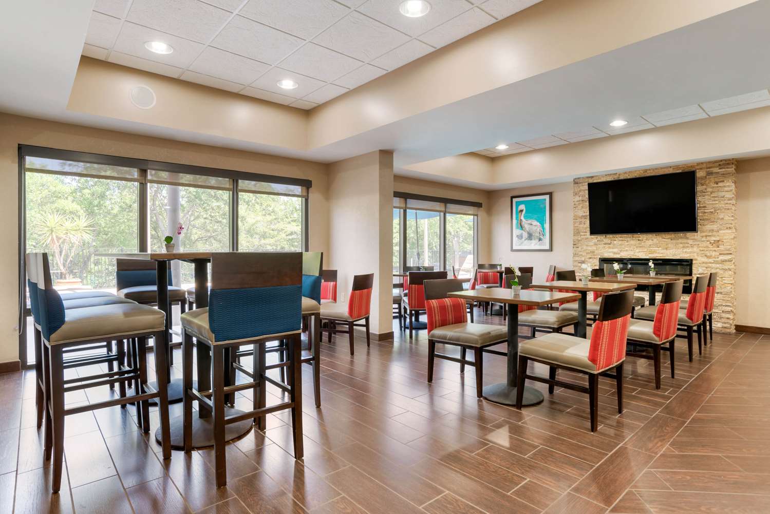 Comfort Suites Tallahassee Capitol - University Area 43/52