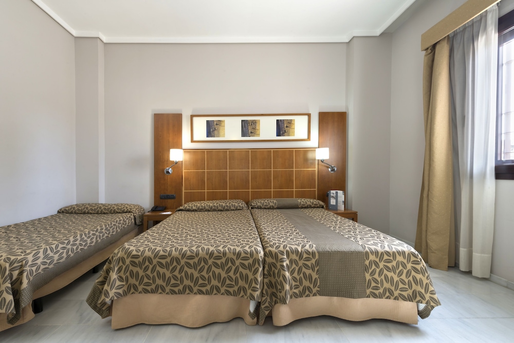 Hotel Exe Ciudad De Cordoba 17/28