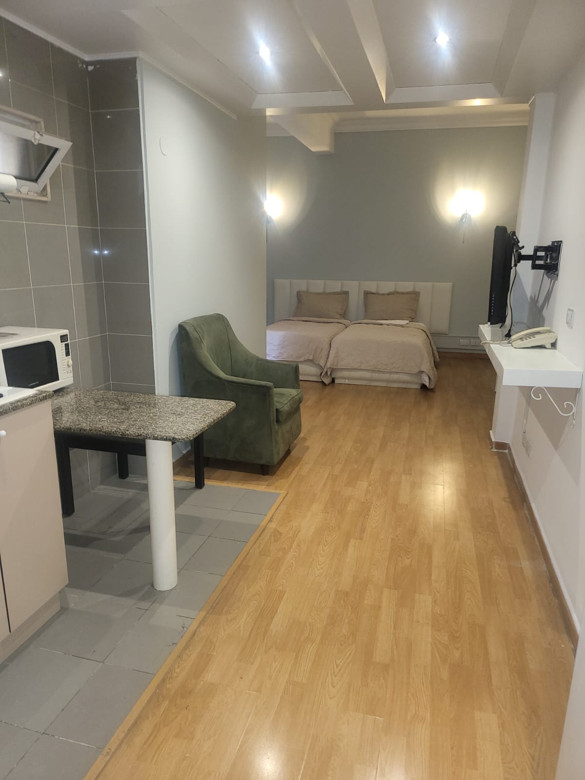 Elegant Suites, Beirut 10/16