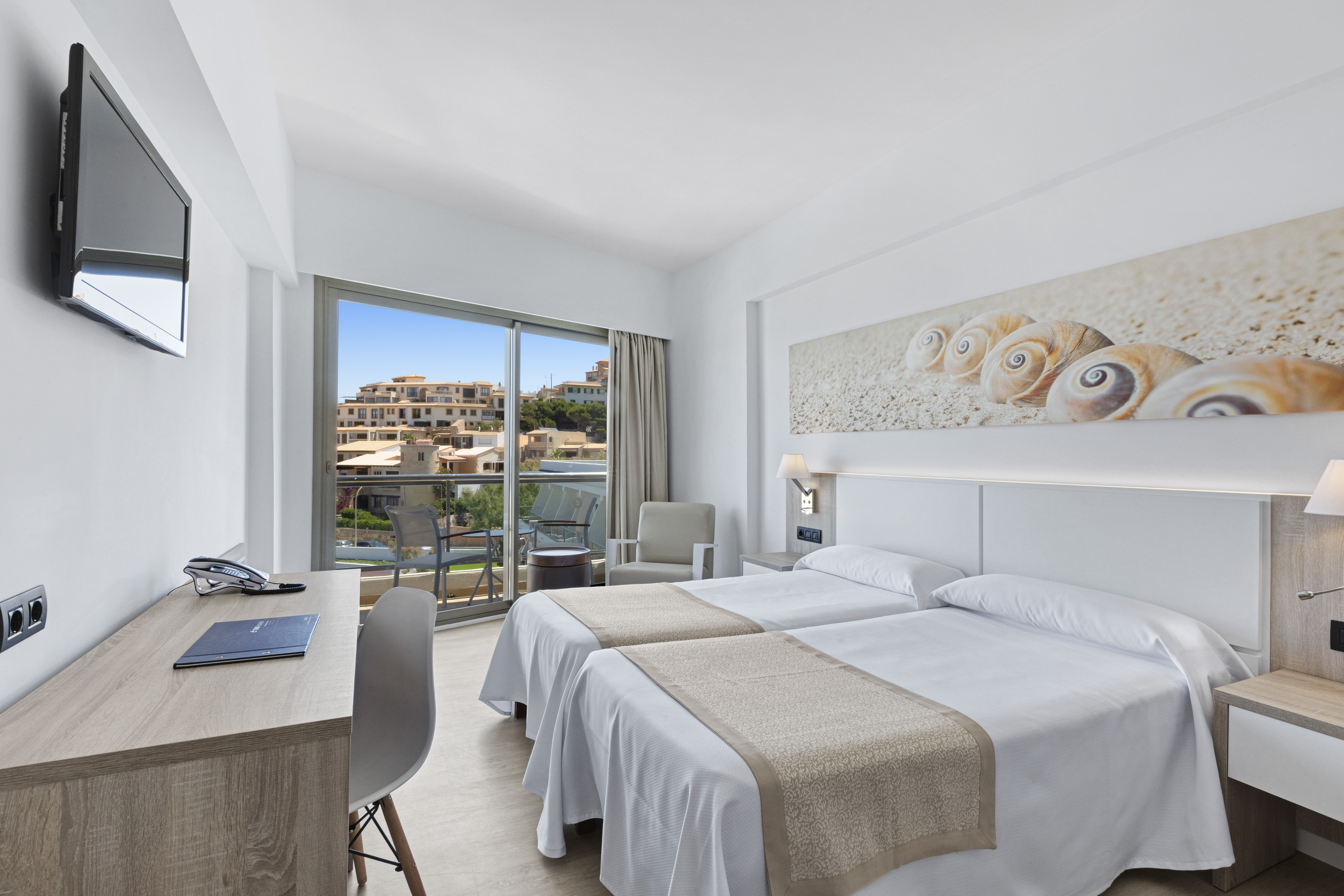 Room, Single, Double Bed, Lateral Side Sea View